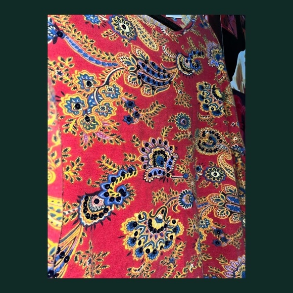 Y2k Vibrant orange and yellow long sleeve top with paisley pattern, - Picture 5 of 5